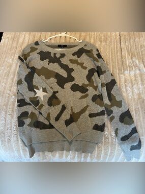 Men's Grey Camo Knit Sweater with Star Accent